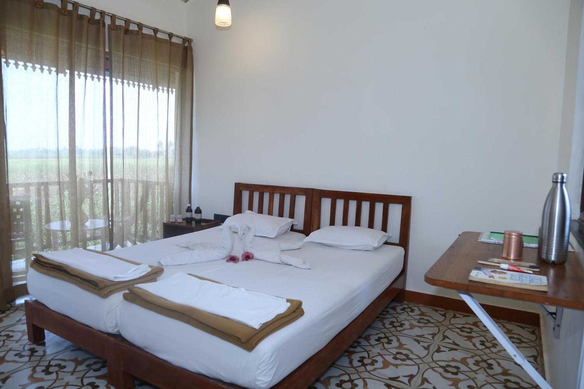 Hotel Tapasya Health & Wellness Jaysingpur Esterno foto